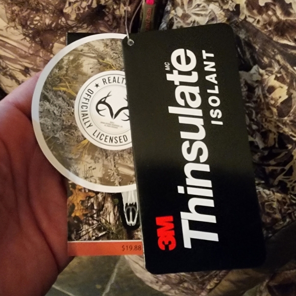 Realtree Women's Camouflage Thinsulate Jacket with Pink Lining NEW WITH TAGS 2XL - Picture 4 of 5